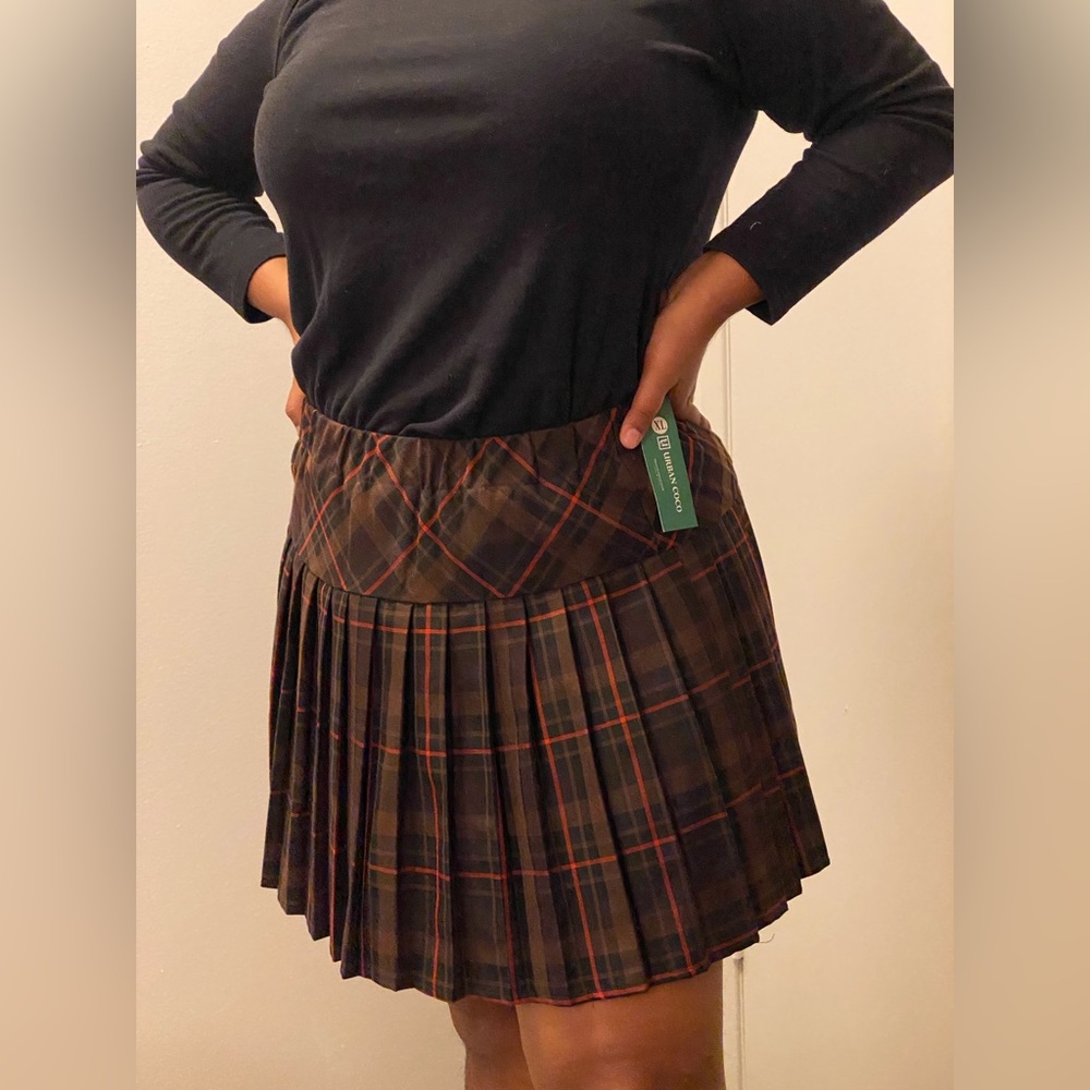 [NO LONGER AVAILABLE] Dark prep skirt